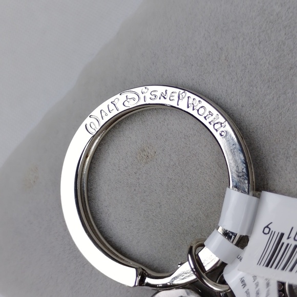 Walt Disney World Mickey Keychain. - Picture 6 of 7